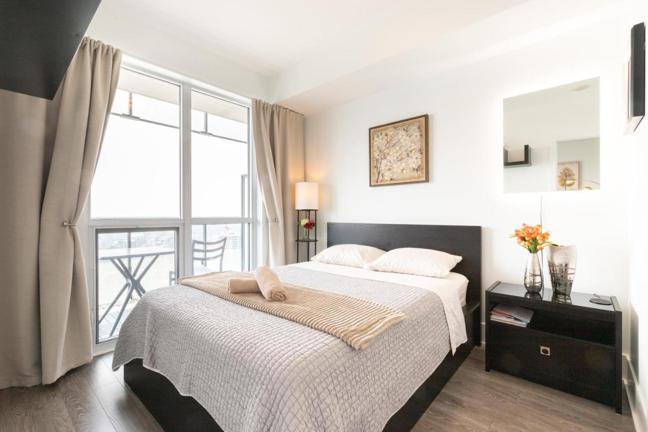 Bright Condo In The Heart Of Toronto Eksteriør bilde