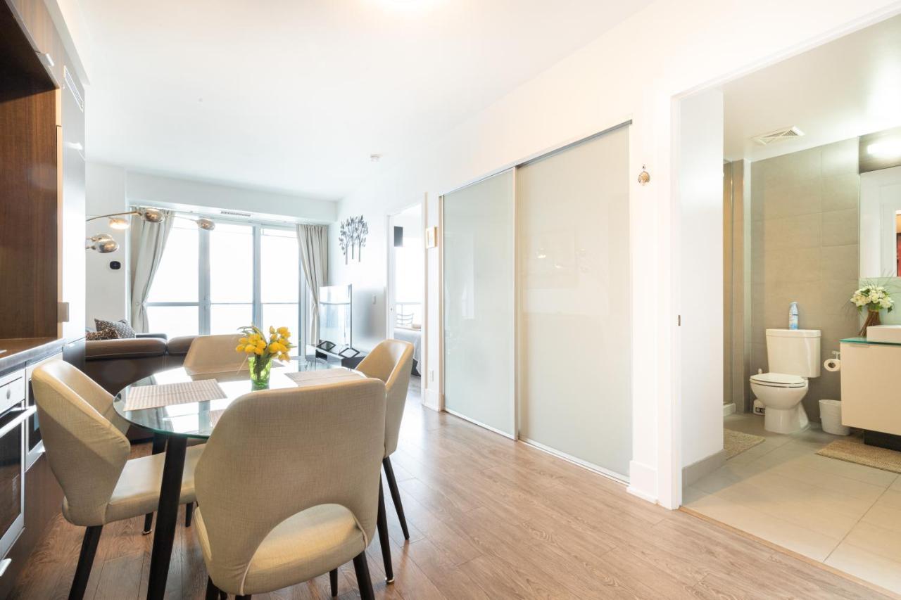 Bright Condo In The Heart Of Toronto Eksteriør bilde