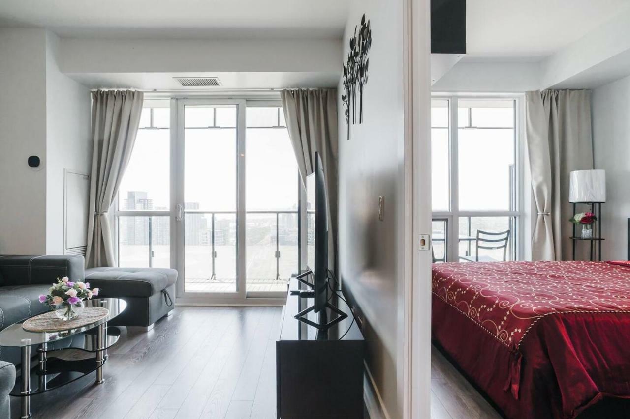 Bright Condo In The Heart Of Toronto Eksteriør bilde