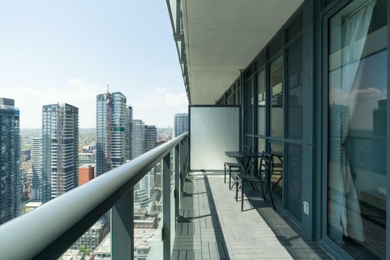 Bright Condo In The Heart Of Toronto Eksteriør bilde