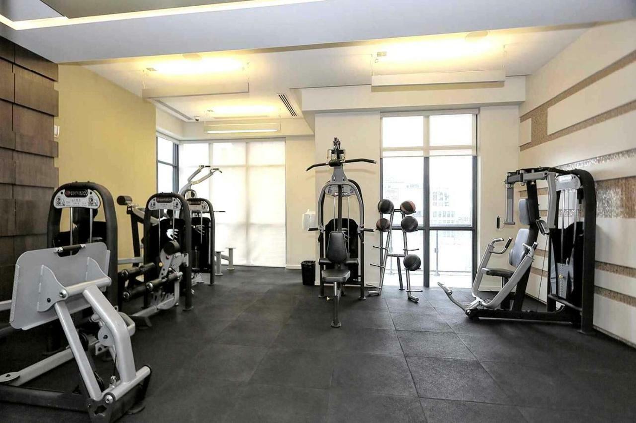 Bright Condo In The Heart Of Toronto Eksteriør bilde