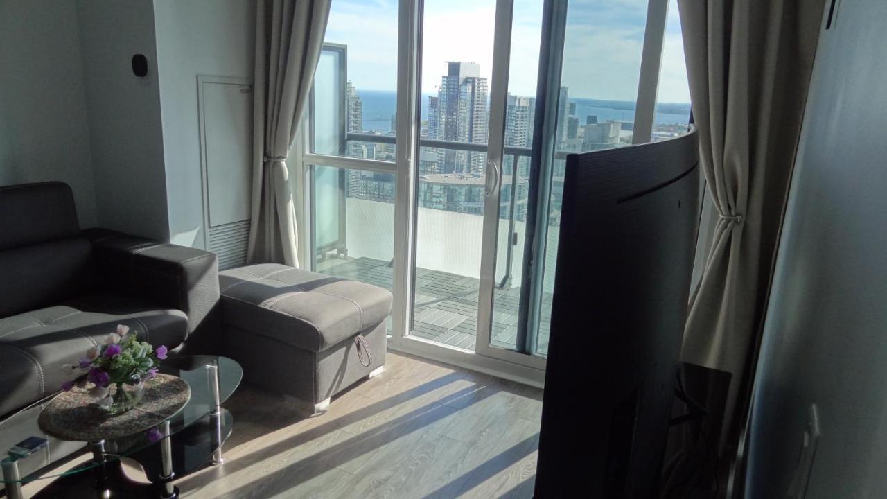 Bright Condo In The Heart Of Toronto Eksteriør bilde